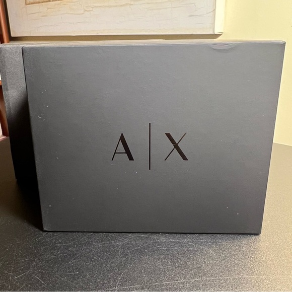 Armani Exchange Lady Banks Women's Watch Set with Luggage Tag AX7126 - Picture 3 of 6